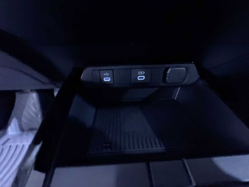 New 2026 Toyota Prius Plug-In Hybrid image 27