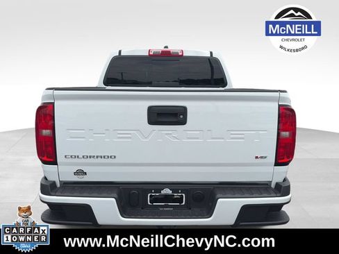 Used 2022 Chevrolet Colorado LT w/ LT Convenience Package AWD/4WD image 7