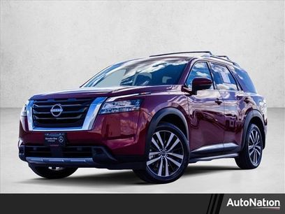 Used 2023 Nissan Pathfinder Platinum