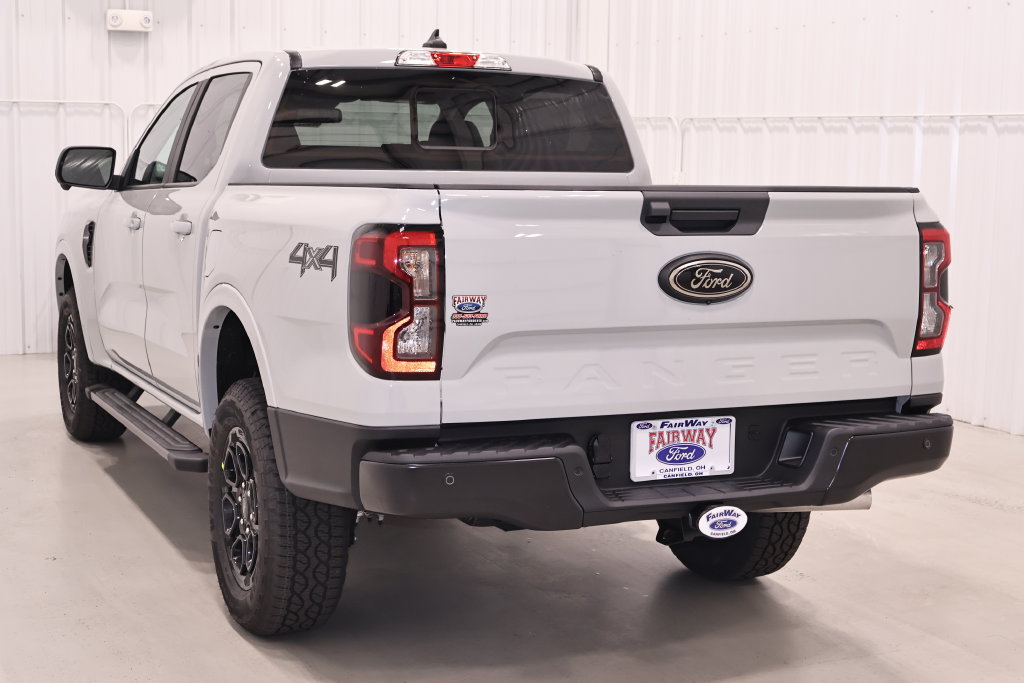 New 2026 Ford Ranger Lariat w/ Black Appearance Package AWD/4WD image 7