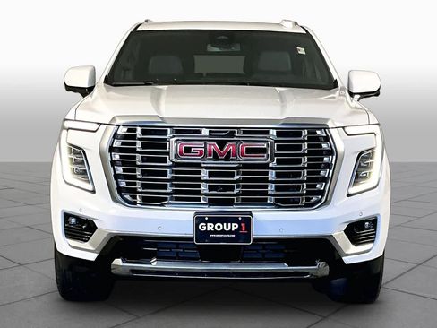 Certified 2026 GMC Yukon XL Denali w/ Sun & Power Step Package RWD image 4