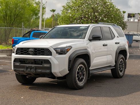 Used 2025 Toyota 4Runner TRD Off-Road Premium w/ Tow Technology Package image 3