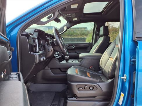 Used 2023 GMC Sierra 1500 AT4 w/ AT4 Premium Package image 28