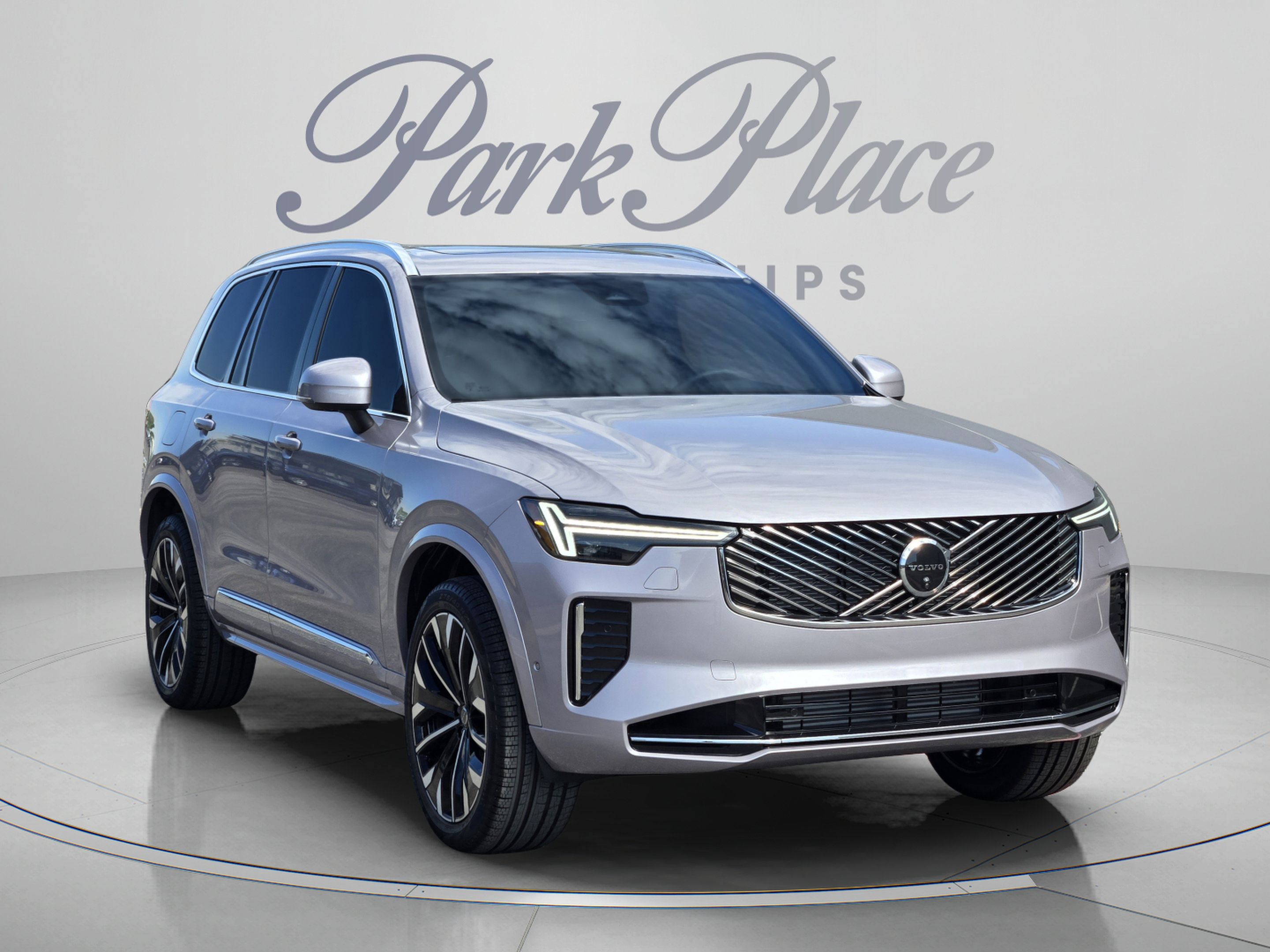 New 2026 Volvo XC90 T8 Plus w/ Protection Package Premier AWD/4WD image 8