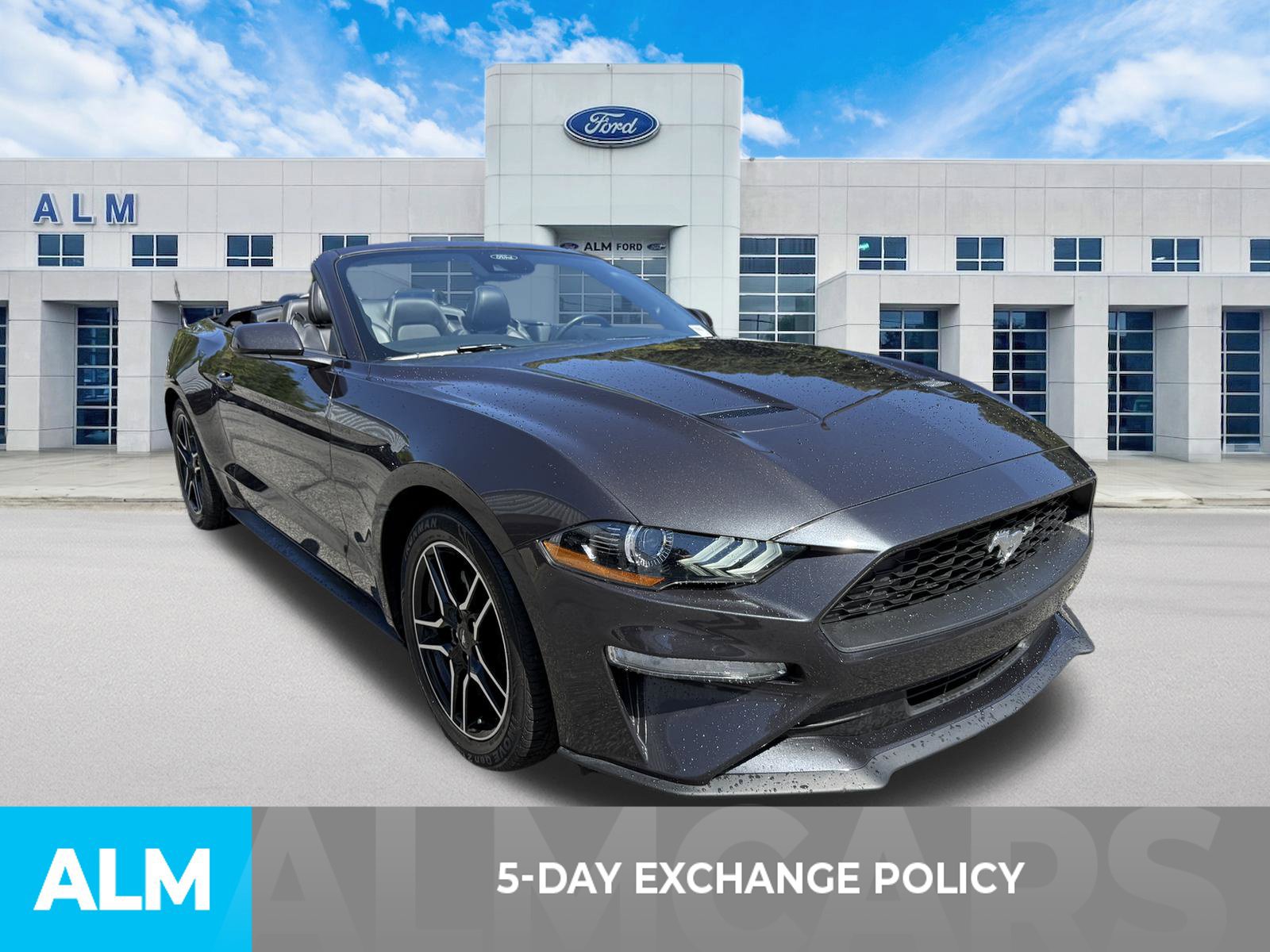 Used 2023 Ford Mustang Premium RWD image 3