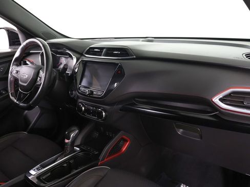 Used 2022 Chevrolet TrailBlazer RS w/ Convenience Package AWD/4WD image 27
