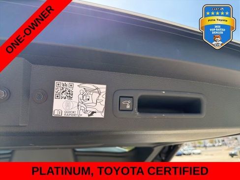 Certified 2024 Toyota Sienna Platinum FWD image 16
