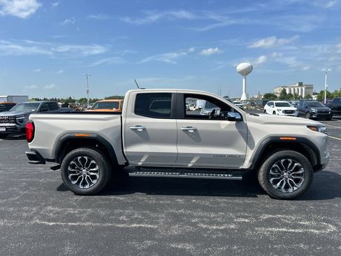 New 2026 GMC Canyon Denali AWD/4WD image 7