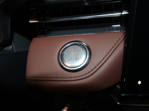 New 2026 Lincoln Nautilus Reserve image 14