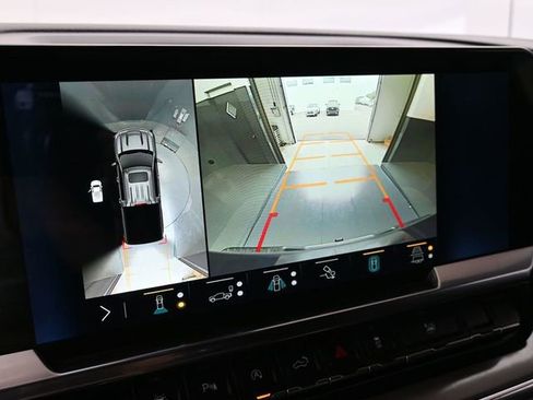 Used 2023 Chevrolet Silverado 1500 High Country w/ LPO, Dark Essentials Package image 36