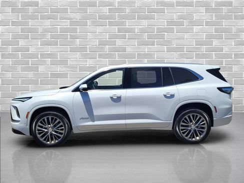 New 2026 Buick Enclave Avenir w/ Super Cruise Package AWD/4WD image 9