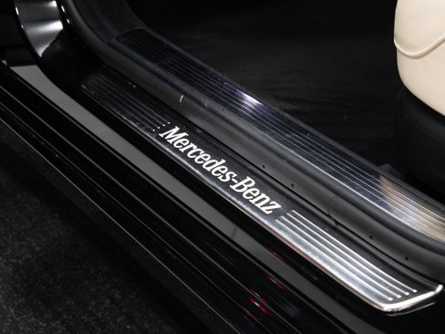 Used 2016 Mercedes-Benz Maybach S 600 image 41