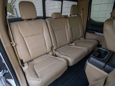 Used 2016 Ford F150 Lariat w/ Equipment Group 502A Luxury image 20