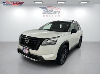 Used 2023 Nissan Pathfinder SL w/ SL Premium Package AWD/4WD video 1