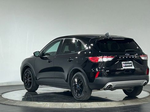 Used 2021 Ford Escape SE FWD image 7