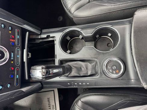 Used 2018 Ford Explorer Platinum image 39