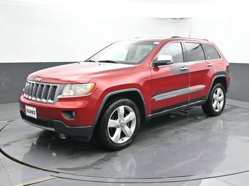 Used 2011 Jeep Grand Cherokee Overland AWD/4WD image 7
