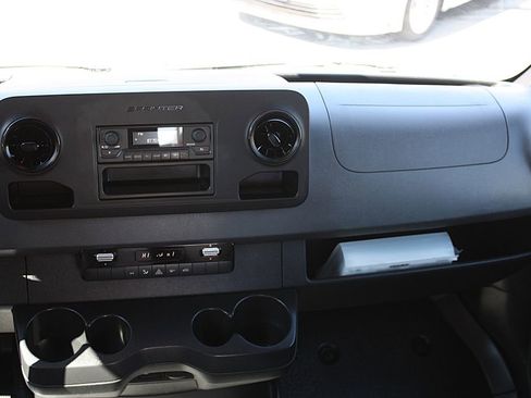 Used 2020 Mercedes-Benz Sprinter 144 Cargo image 20