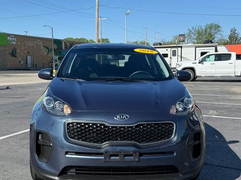 Used 2018 Kia Sportage LX image 5