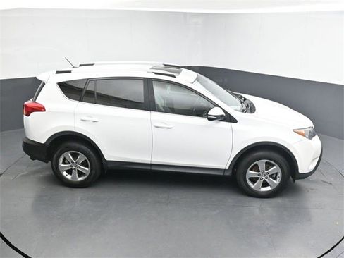 Used 2015 Toyota RAV4 XLE image 12