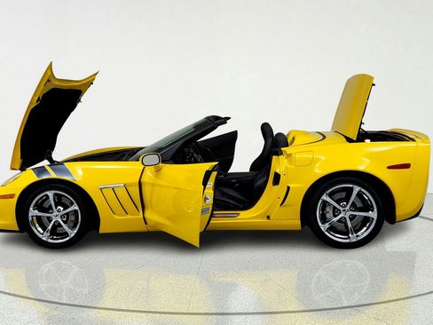 Used 2011 Chevrolet Corvette Grand Sport w/ Preferred Equipment Group RWD image 10