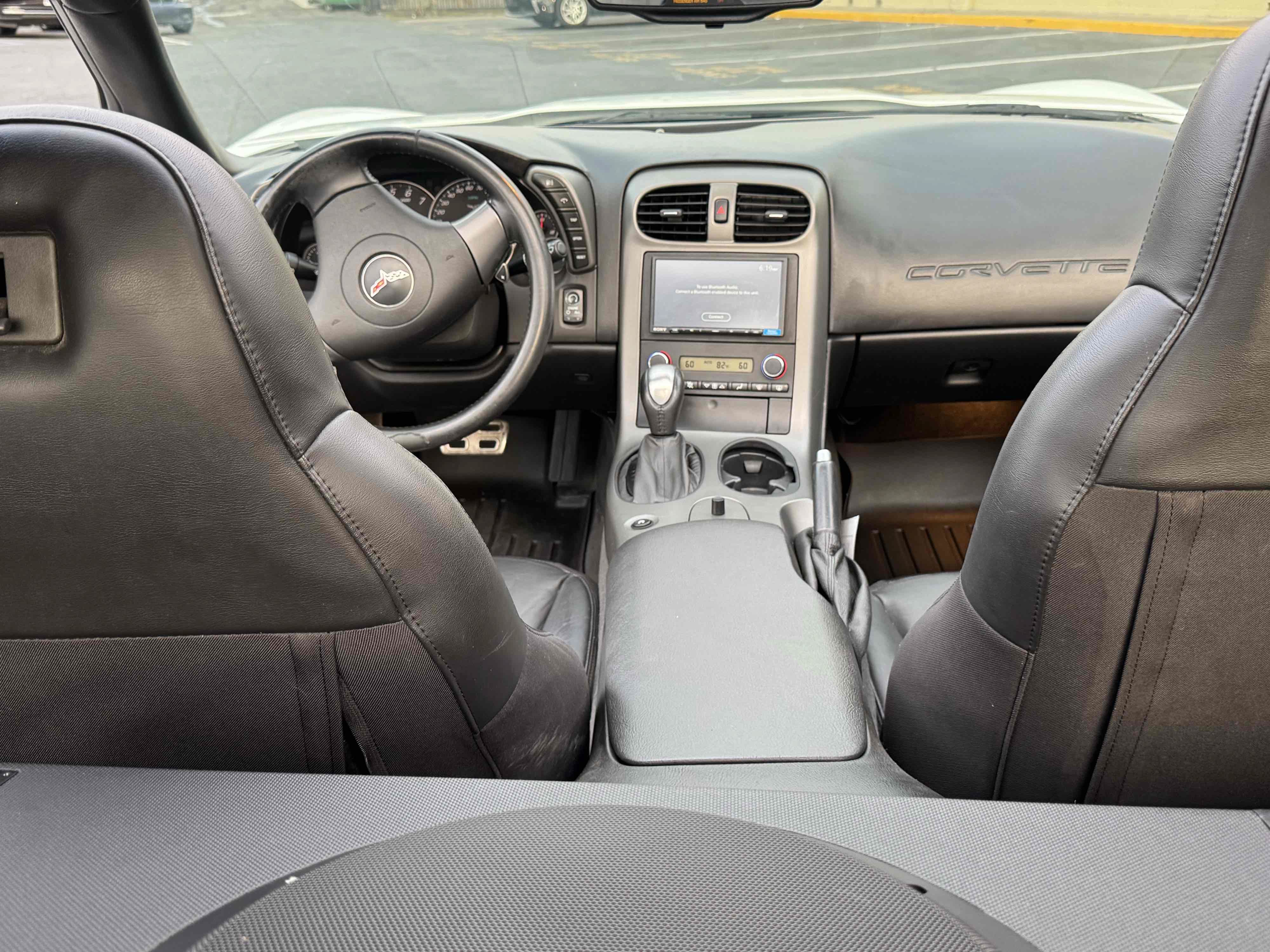 Used 2007 Chevrolet Corvette Coupe w/ Preferred Equipment Group RWD image 23