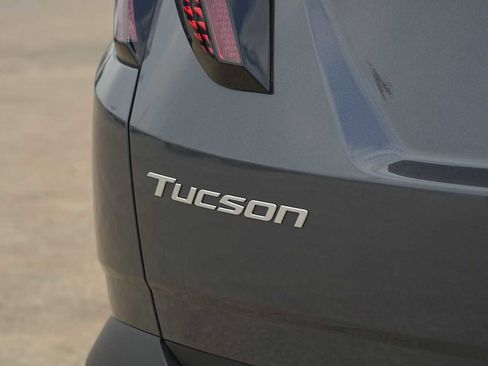 Used 2025 Hyundai Tucson SEL FWD image 8