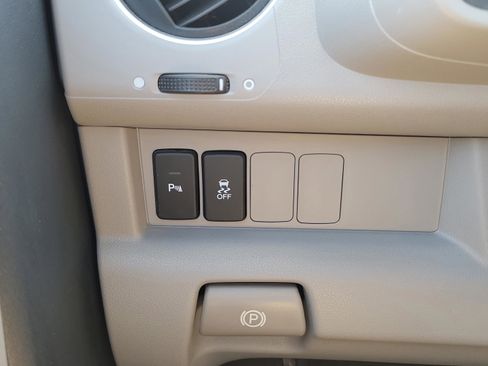 Used 2014 Honda Pilot Touring image 18