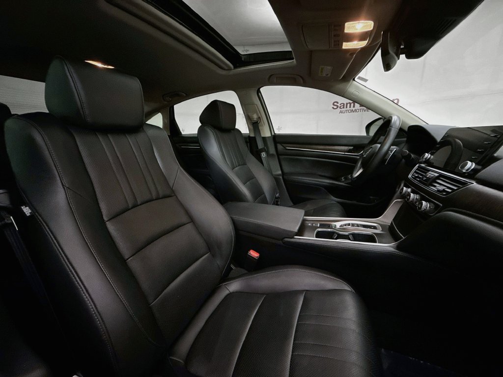 Used 2022 Honda Accord Touring image 29