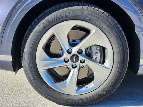 New 2026 Genesis GV70 2.5T Advanced image 7