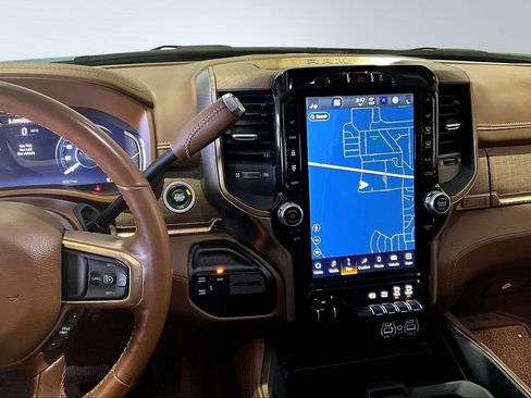 Used 2024 RAM 3500 Limited image 10