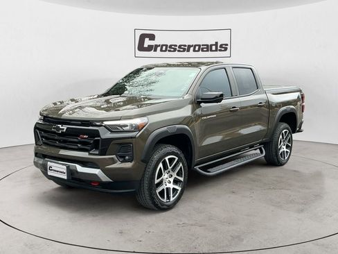 Used 2023 Chevrolet Colorado Z71 w/ Z71 Convenience Package 2 image 1