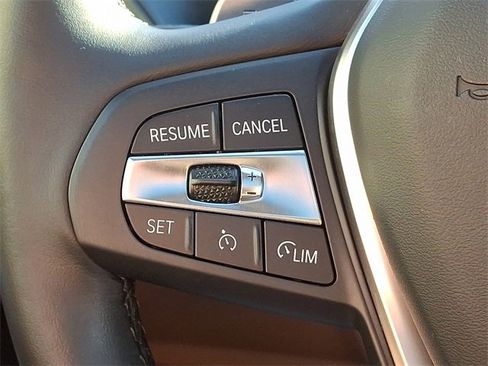 Used 2023 BMW 330i xDrive Sedan w/ Premium Package image 23