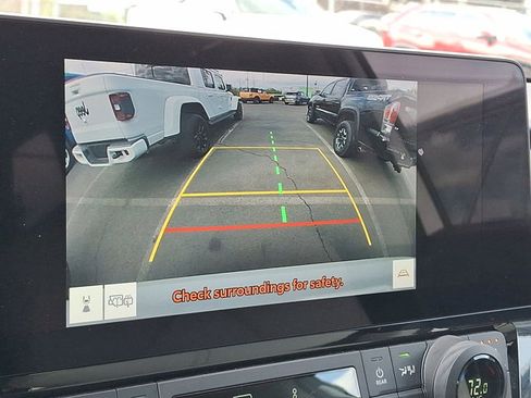 Used 2024 Toyota Grand Highlander XLE image 16