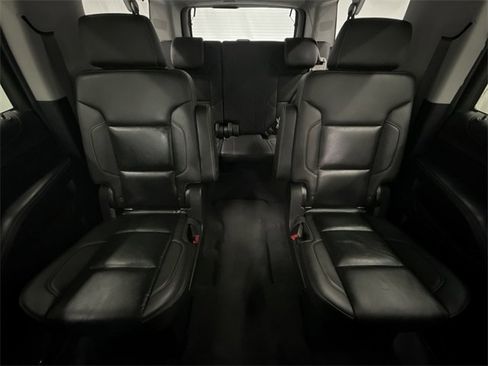 Used 2019 GMC Yukon XL SLT w/ HD Trailering Package image 22