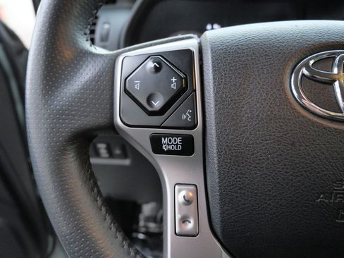 Certified 2022 Toyota 4Runner TRD Sport image 28