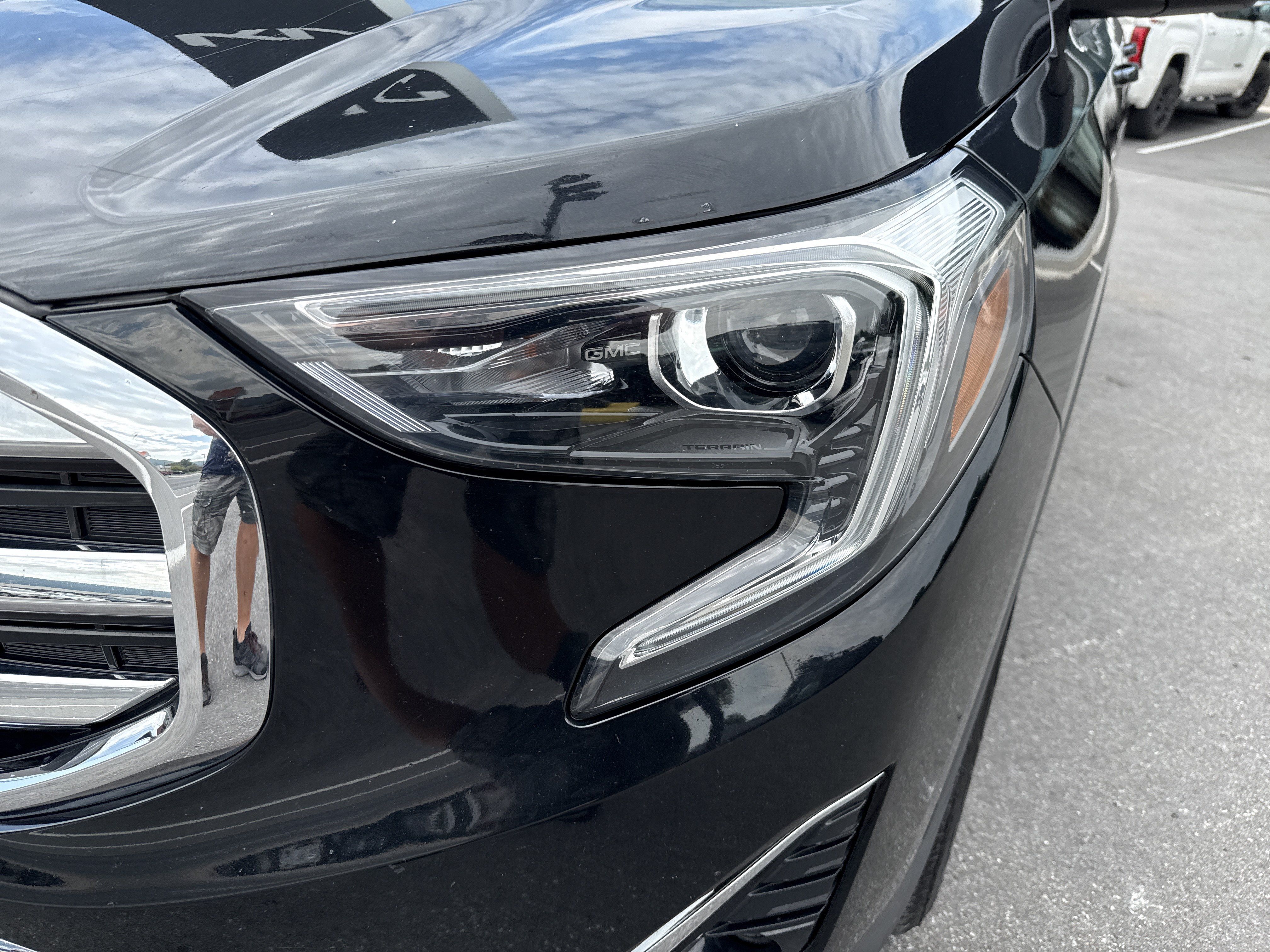 Used 2020 GMC Terrain SLT AWD/4WD image 10