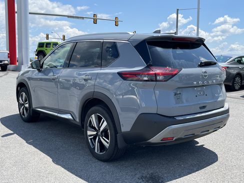 Used 2022 Nissan Rogue SL w/ SL Premium Package AWD/4WD image 9
