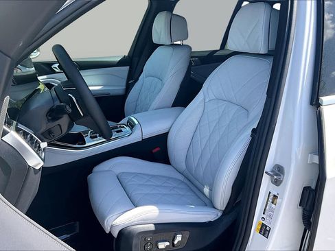 New 2026 BMW X5 xDrive50e AWD/4WD image 7