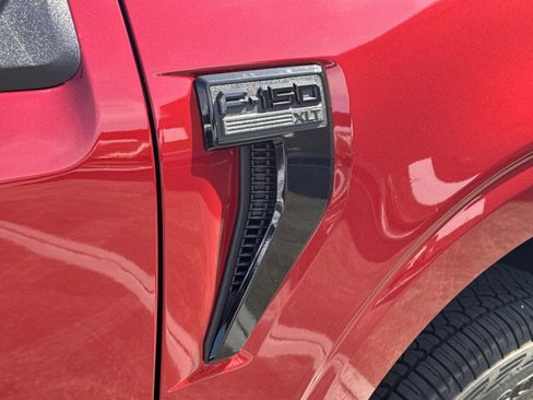 New 2025 Ford F150 XLT w/ Equipment Group 302A MID image 79