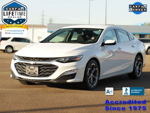 Used 2024 Chevrolet Malibu LT FWD image 3