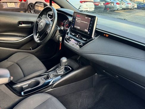Used 2020 Toyota Corolla SE image 14