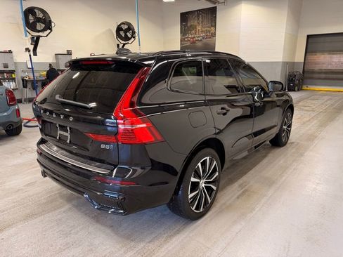 Used 2023 Volvo XC60 B5 Plus w/ Protection Package Premier image 6