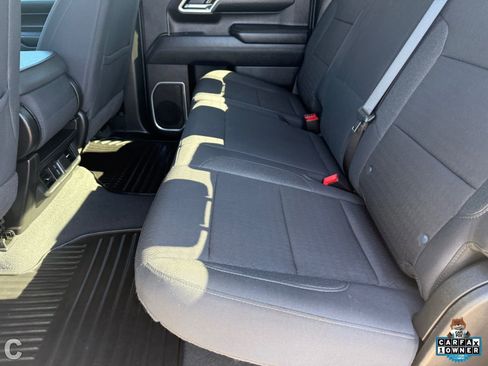 Used 2024 Chevrolet Silverado 1500 LT RWD image 18