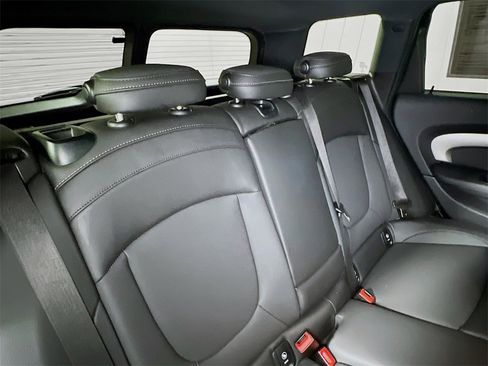 Used 2023 MINI Cooper Clubman John Cooper Works image 26