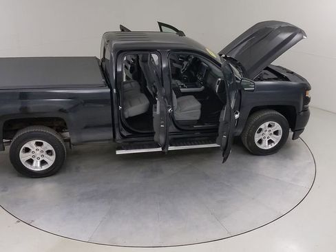 Used 2016 Chevrolet Silverado 1500 LTZ Z71 w/ LTZ Plus Package AWD/4WD image 48