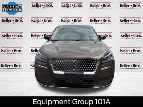 Used 2022 Lincoln Corsair AWD w/ Premium Package image 2