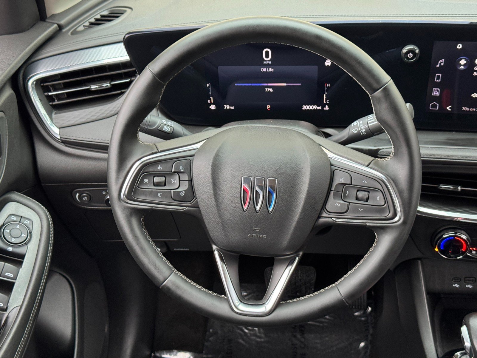 Used 2024 Buick Encore GX Preferred w/ Comfort Package AWD/4WD image 18