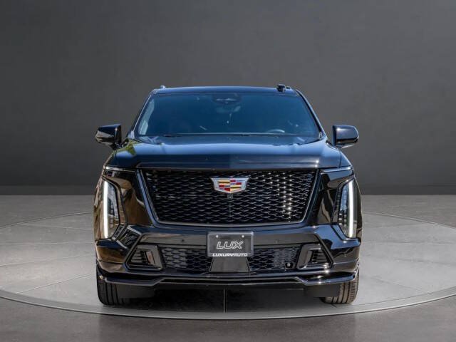 Used 2026 Cadillac Escalade V AWD/4WD image 9