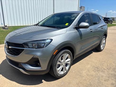 Used 2023 Buick Encore GX Preferred w/ Cold Weather Comfort Package FWD image 1